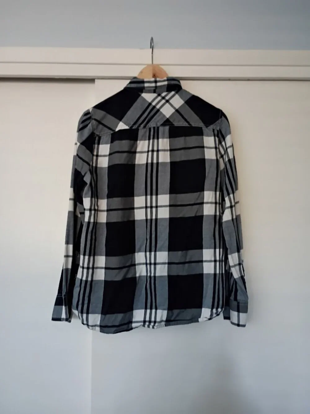 J.Crew Plaid Button-Up Shirt – Women's Medium